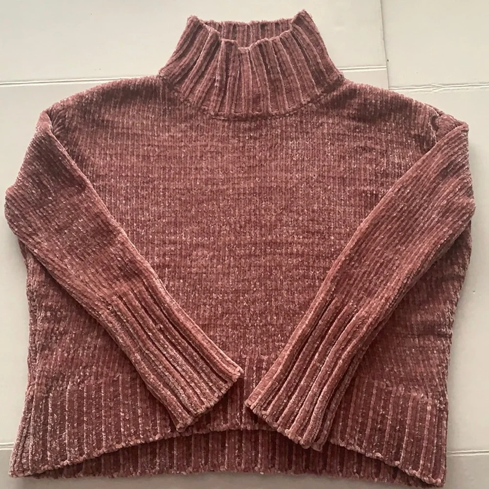 Chelsea & Theodore mauve chenille sweater turtleneck high low silhouette size S - Picture 5 of 13